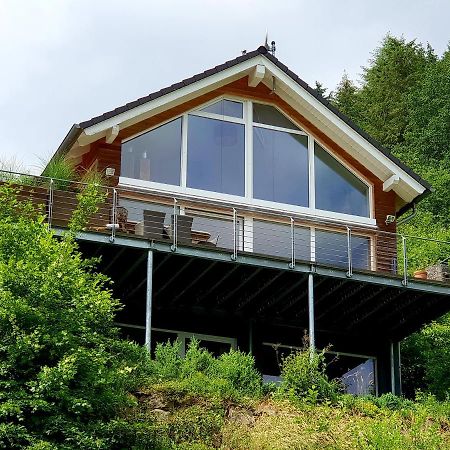 River Mosel Holiday Homes, Meerfeld Studio With A Lake View 外观 照片